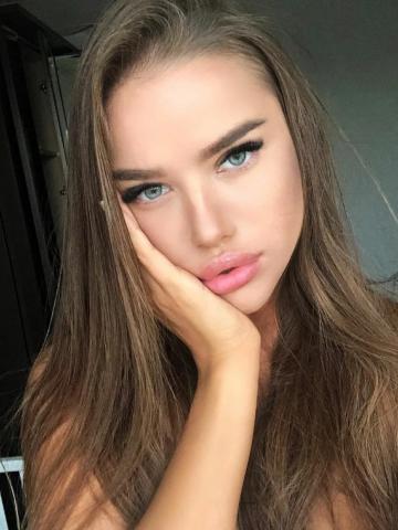 Проститутка Камилла